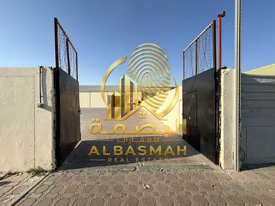 ساحة مفتوحة مع مستودع بموقع مميز للإيجار – المنطقة الصناعية 18، الشارقة