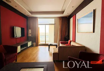 NO COMMISSION, High End Executive 1 Bedroom Suite