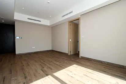 1BR | High Floor | Living Legends