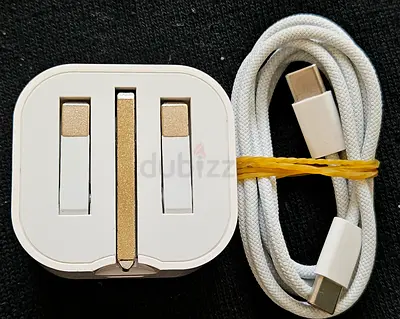 Charger iPhone 17 Pro Max 35W Original
Super Fast