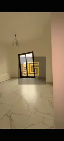 🏡 شقة 3 غرف وصالة للإيجار في العالية – عجمان
