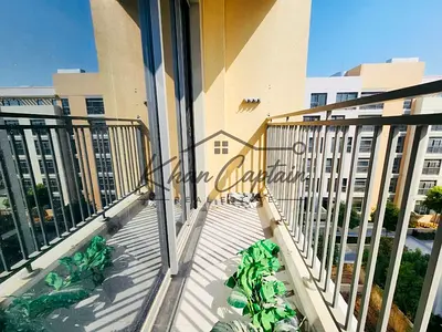 Stylish Studio With Balcony Gym Pool Parking Lavish Amenities