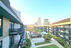 Unfurnished | Vacant | Pool View