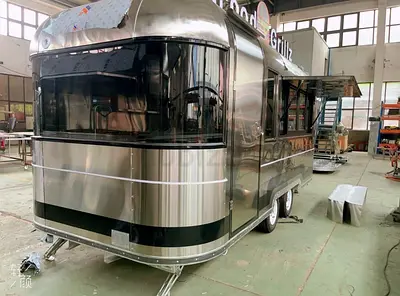 Brand new just arriving 5 meter Food truck 5x2.5 meters.