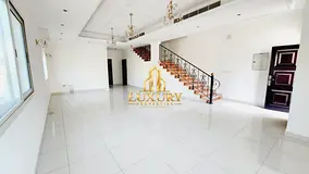 🏡 Spacious 3BR Villa | 4 Bathrooms | Prime Al Fayha Location | Yearly Rent