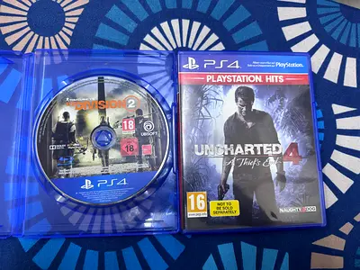 PS4 game cd for sale ( tom clays division 2 & uncharted 4 )