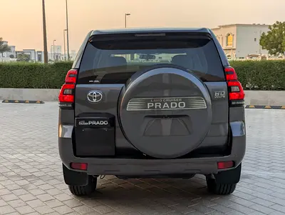 2015 Toyota PRADO — миниатюра 13
