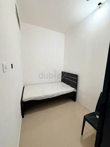 SPACIOUS PARTITION ROOM AVAILABLE