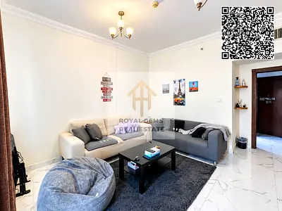 فرصة استثمارية في أبراج الواحة، أعلى طابق، 850 قدم²، مؤجرة بـ38 ألف سنوياً حتى مارس 2027، مع خطة دفع مرنة.