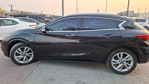 صورة مصغرة 12 لـ 2019 Infiniti QX30