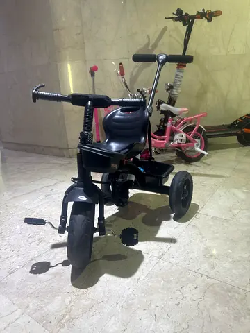 Kids Tricycle with Parent Push Handle — Good Condition