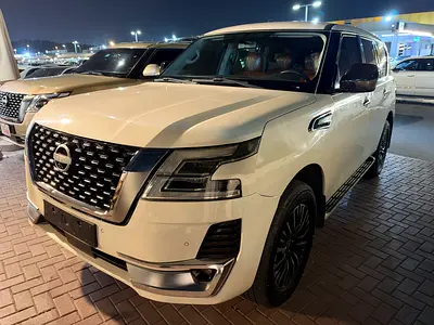 Nissan Patrol SE 2019 GCC Specs look 2024 white cooor