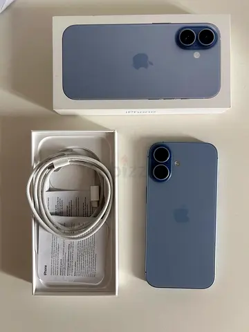 iPhone 17 256gb Blue - Very Good condition with box and cable