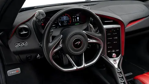 صورة 8 لـ 2024 Mclaren 750S