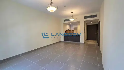 Spacious 1BHK|Near Metro|Parking Included