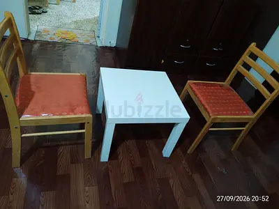 Small White Coffee Table with Two Wooden Chairs - Used
