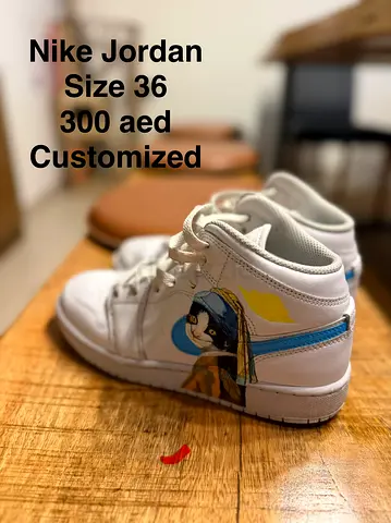 Sneakers