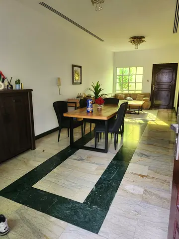 Wooden dining table with 5 chairs - solid, good condition