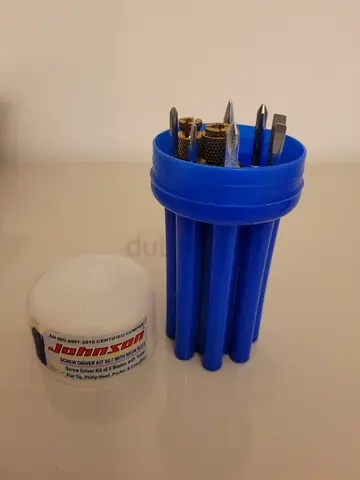 Screw driver interchangeable tester set. A useful screwdriver set for home use