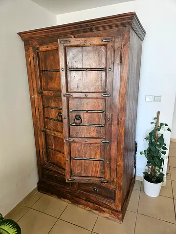 Wooden Cupboard for sale!