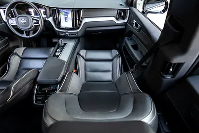 2022 Volvo XC60 — миниатюра 16