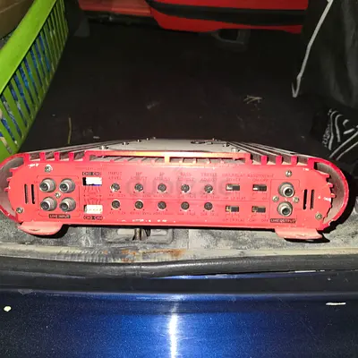 Used car audio amplifier - 4-channel, red casing with sony subwoofer
