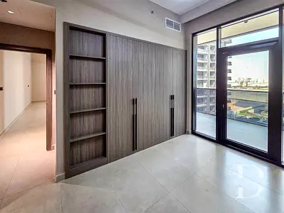 Huge layout | Closed Kitchen | Brand New