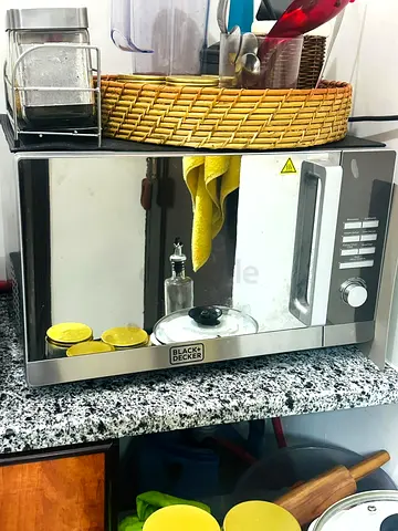 Black and decker microwave oven