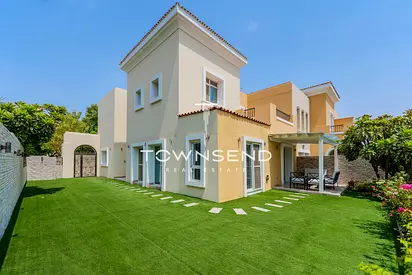 Extended 1E | Opposite Pool + Park | Vacant