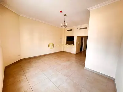 Spacious Unit | Prime Location | Vacant Unit