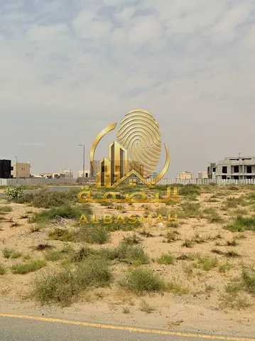 للبيع أرضين سكنية الحوشي الشارقة