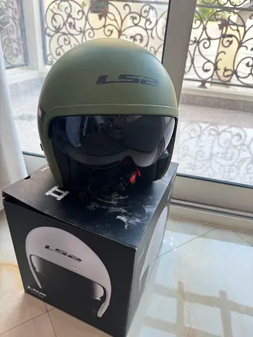 Helmet LS2