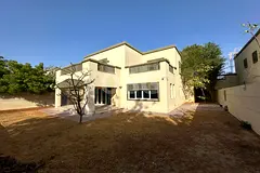 Large 4 BR | Regional style | Private Pool