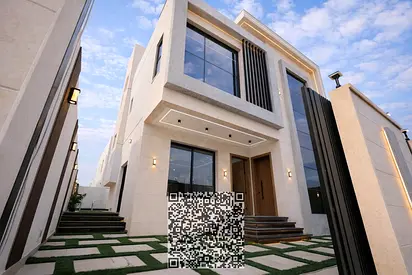 Distinctive villa at below market price