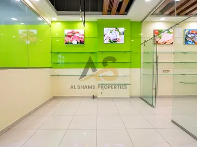 Shall and core | ready to move | premium location