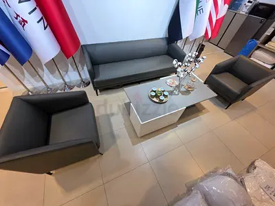 5-person office furniture set with desk for sale