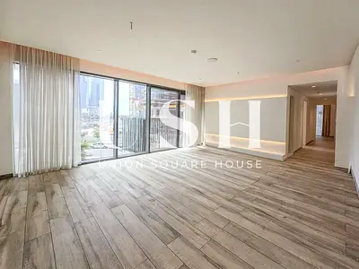 Fully Fitted Kitchen | High- End Amenities | Prime Location
