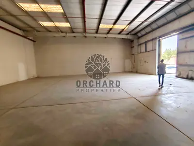 38 AED per SQ ft Ready to Move/ Main Road/Heighted Roof Easy Loading and Unloading prime location