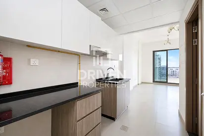 Brand New | Ready To Move In | Large Layout