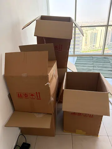Moving boxes - cardboard high quality material packaging