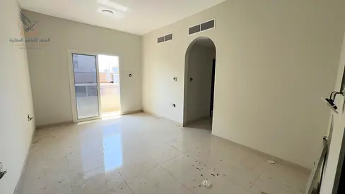 للإيجار السنوي غرفتين وصالة أول ساكن الروضة 2 عجمان شارع الشيخ عمار بمساحة ممتازة وتوزيع عملي يوفر الراحة والخصوصية مع موقع مميز وسهولة الوصول إلى دبي