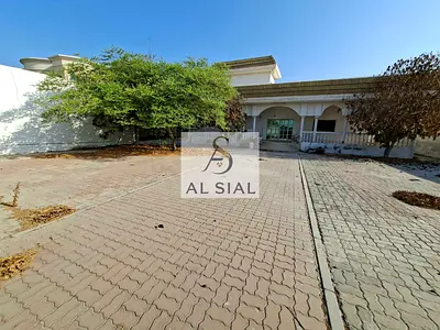 Spacious 4 bedroom hall majlis maids room store with all master rooms / close to azra park sharjah