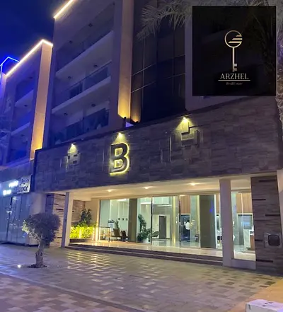 SPACIOUS APARTMENT | PRIME LOCATION | READY TO MOVE
