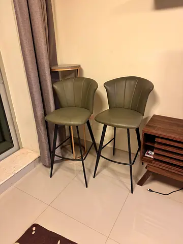 Set of 4 olive green bar stools with metal legs - good condition