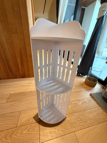 Tissue holder