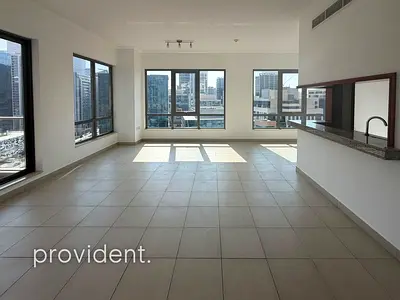 Vacant | Large Layout | Well Maintained