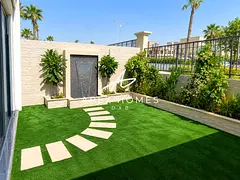 LANDSCAPED | SINGLE ROW | VACANT