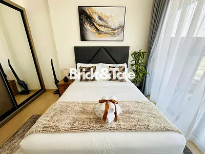 8,000 Bills Included | No Bullets | Wifi included | viewing available