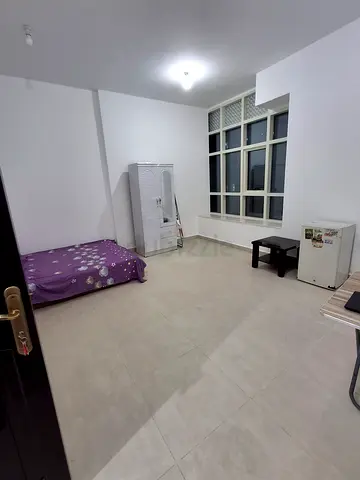 Spacious Master Bedroom with Separate Washroom Available for Sharing – Fully Furnished