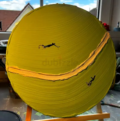 Handmade Round Tennis Textured Artwork – 60 cm Diameter